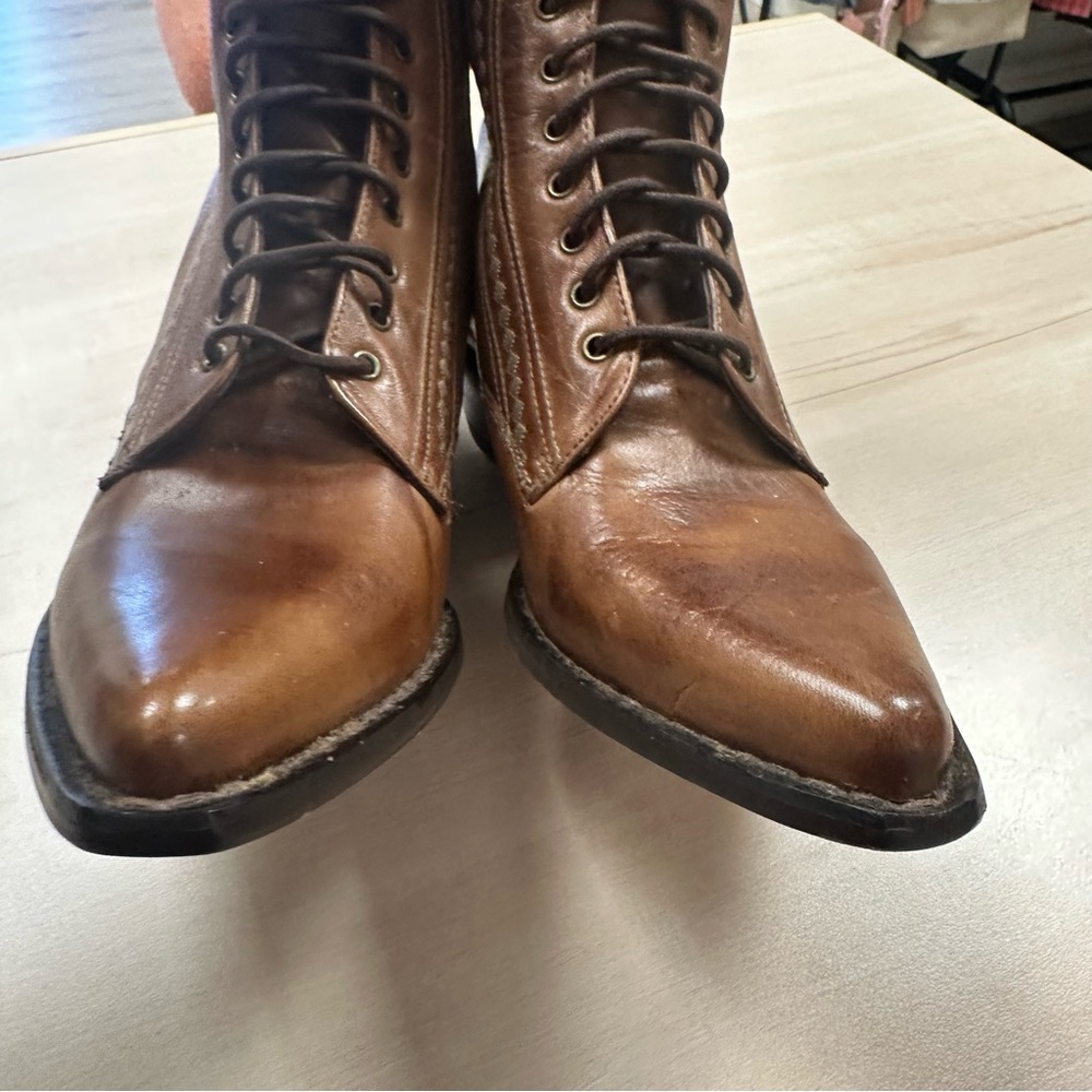 Women’s Vintagr Brown Leather Lace-Up Western Boots - Picture 4 of 13